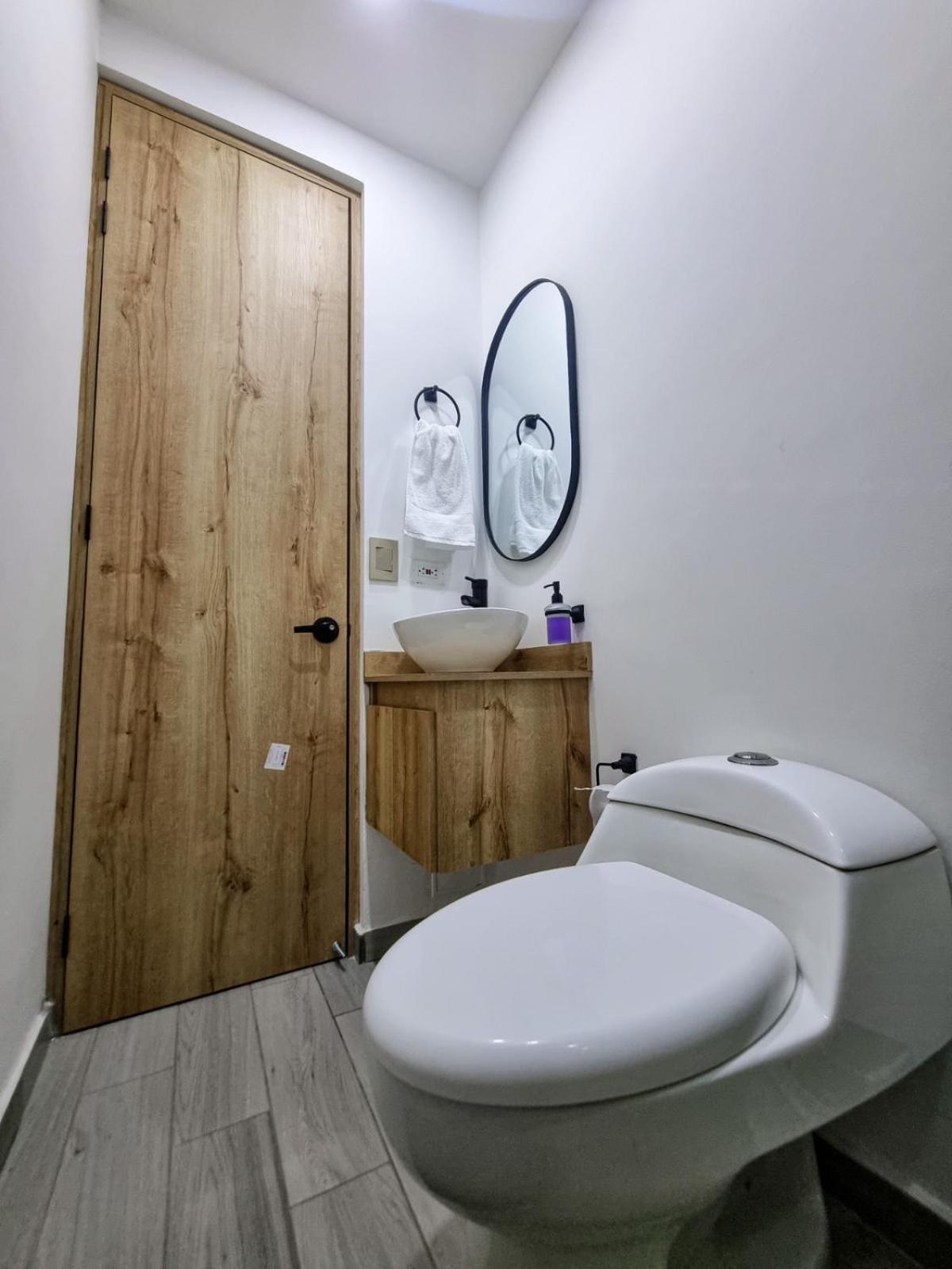 Hotel Station 23 Ибаге Номер фото