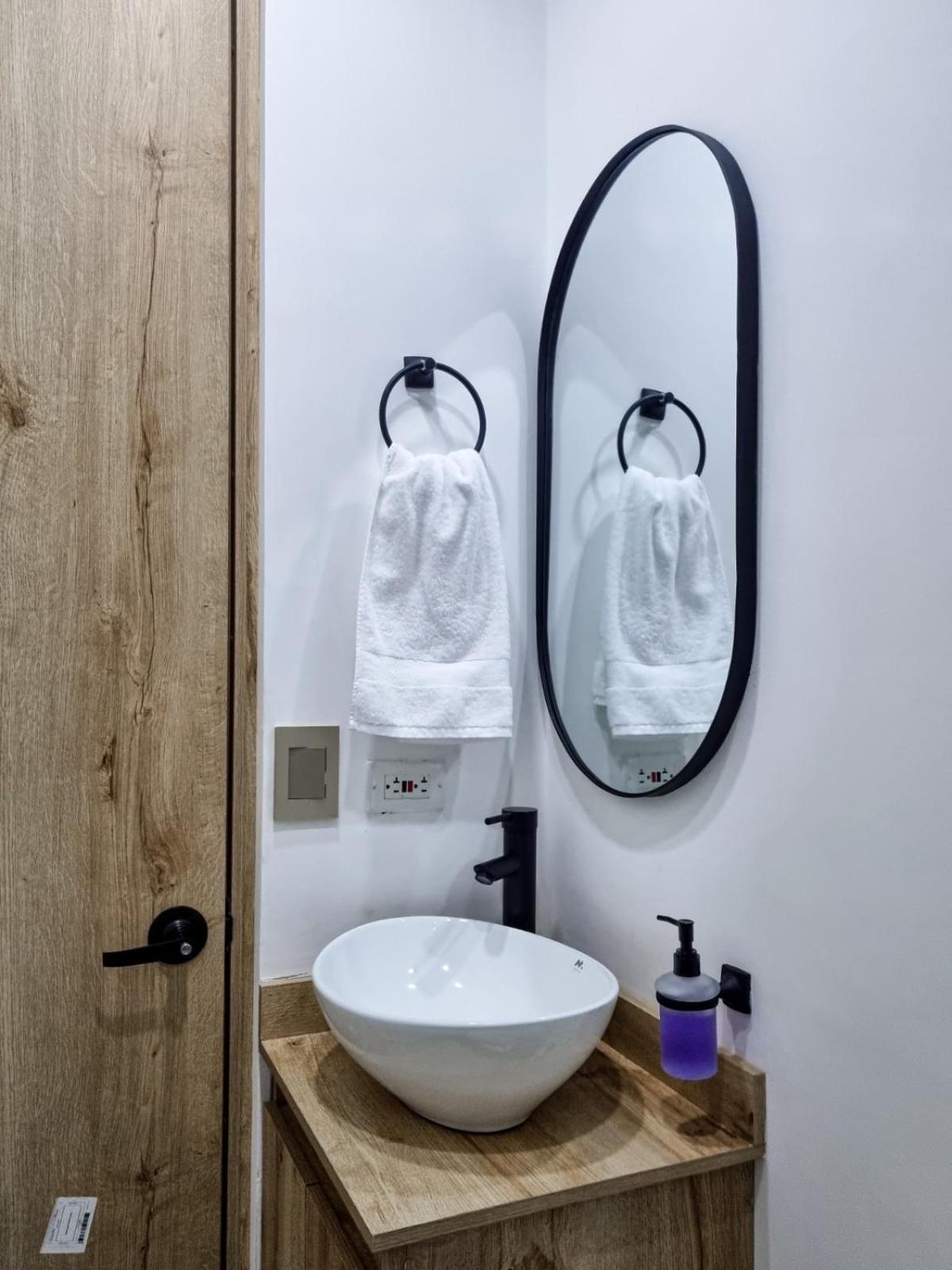 Hotel Station 23 Ибаге Экстерьер фото